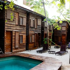 Aldea Tzunun Gasthof Tulum